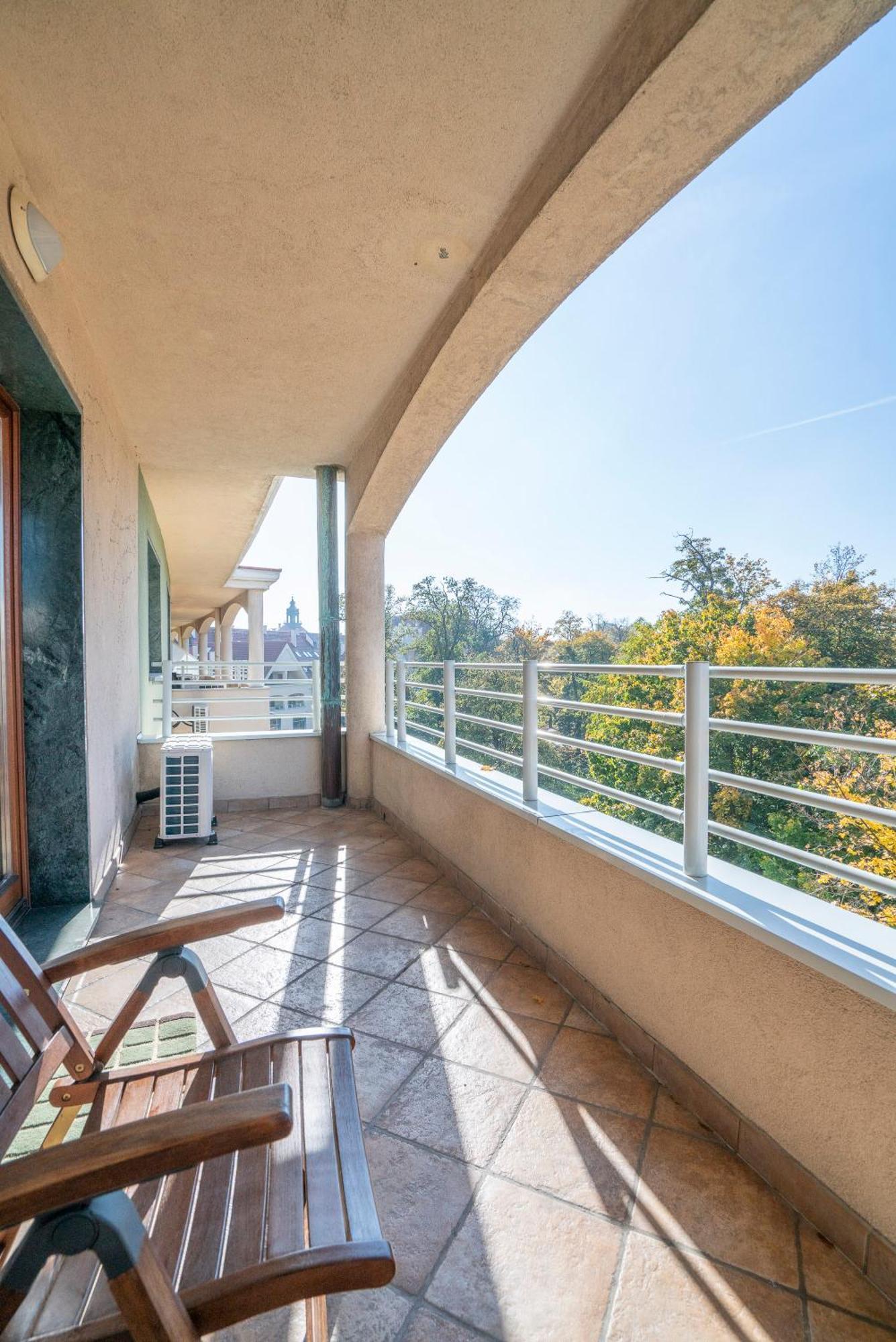 Apartament Werona Selfcheckin Ac Wrocław Buitenkant foto